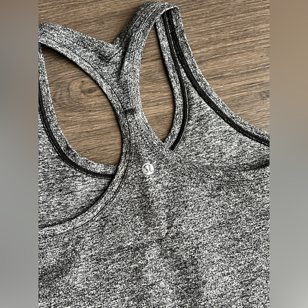 LULULEMON Cool Racerback - Picture 3 of 3